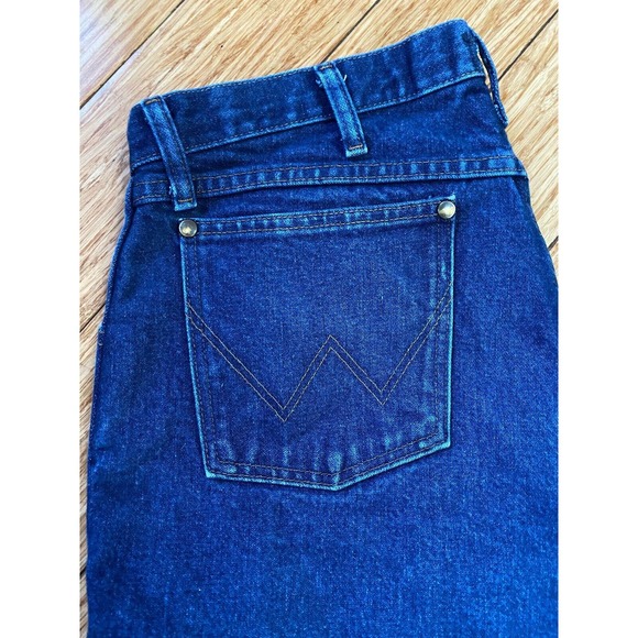 VTG Wrangler Blue Jeans Regular Fit Mens Size 36 x 30 Med Wash USA - Picture 8 of 9